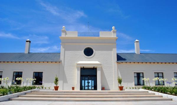 Hotel Santa Cristina, จอง โรงแรม Durazno Durazno