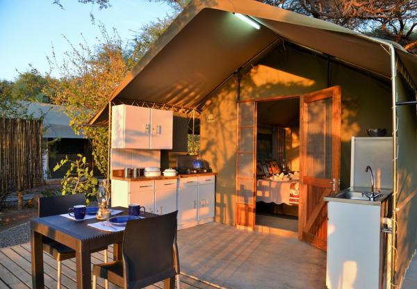 Muchenje self-catering Tents, จอง เต็นท์ Muchenje Northwest District