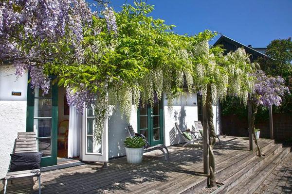 Karnelund Krog & Rum, จอง โรงแรม Simrishamn Osterlen