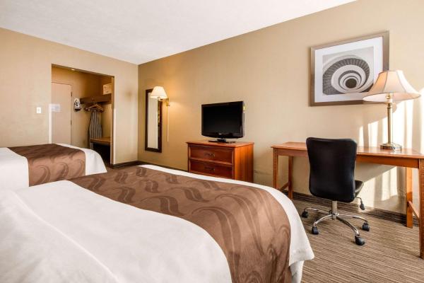 Quality Inn & Suites New Castle, จอง โรงแรม New Castle เพนซิลเวเนีย