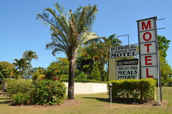 Beerwah Glasshouse Motel, จอง โมเทล Beerwah Sunshine Coast