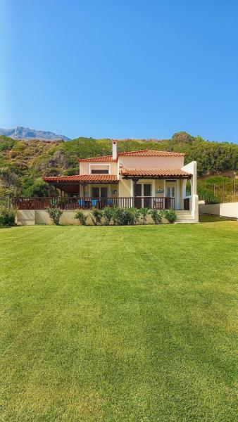 Villa Dimitra, จอง บ้านพักตากอากาศ Mourteri Evia