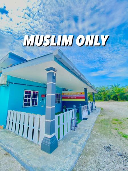 AISY HOMESTAY - Rumah 4 atau 5, จอง บ้านพักตากอากาศ Kampong Tanjong Karang Selangor