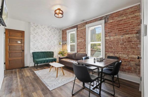 Housepitality - City View Loft - German Village, จอง อพาร์ทเมนท์ โคลัมบัส Ohio