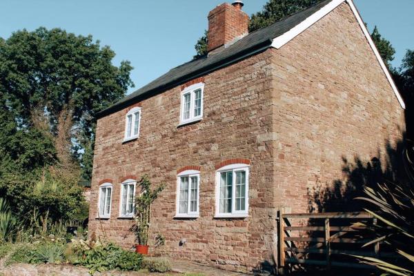 Pump Cottage - Cosy Herefordshire Cottage, จอง บ้านพักตากอากาศ เฮริฟอร์ด Herefordshire