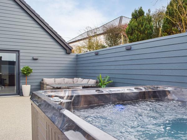 Hafan Gwyn - Cottage, จอง บ้านพักตากอากาศ Tremain Glamorgan