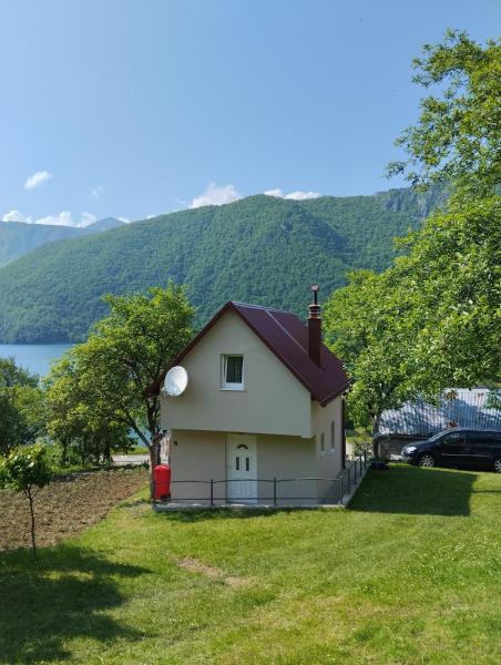 Apartman Stević, จอง บ้านพักตากอากาศ Plužine Pluzine County