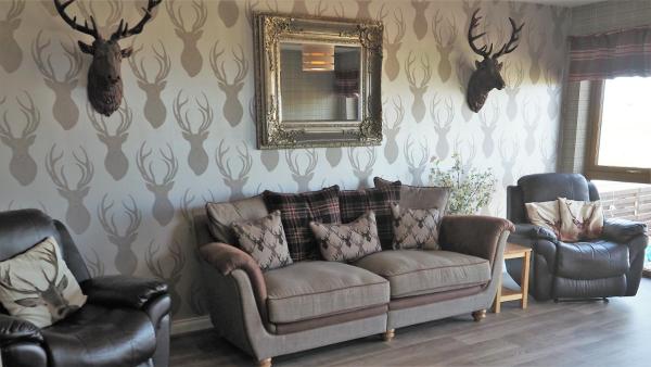 Valhalla Brae, 3 Bed House on NC500 with Beautiful Castle and Sea Views, จอง บ้านพักตากอากาศ Keiss Caithness