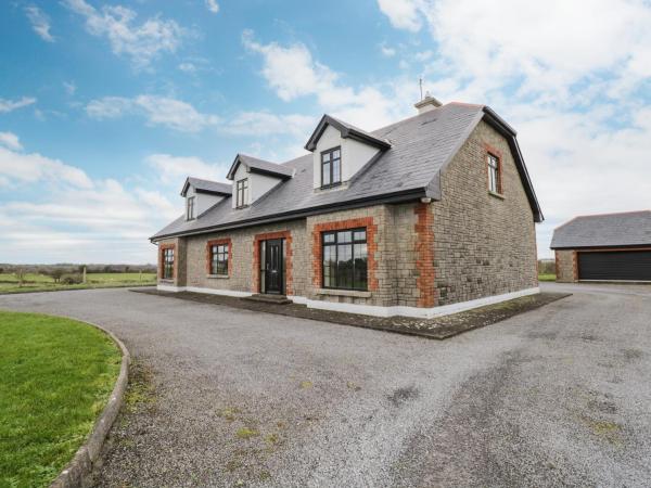 Cloonacastle Cottage, จอง บ้านพักตากอากาศ Ballinrobe Mayo
