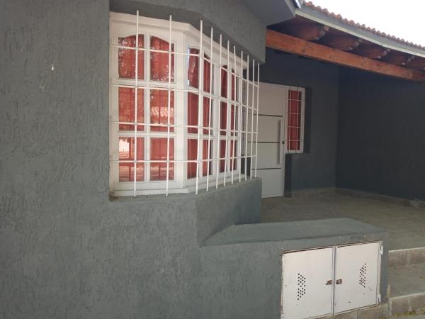 El Sarmiento M & L Mendoza, จอง บ้านพักตากอากาศ Las Heras เมนโดซา
