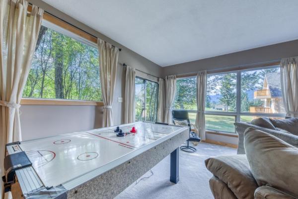 Fairmont Hot Springs, 3 Bedroom Vacation Home, จอง บ้านพักตากอากาศ Fairmont Hot Springs บริติชโคลัมเบีย