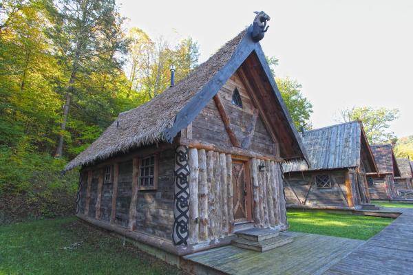 Vikings Villages Resort, จอง  Guilford Vermont