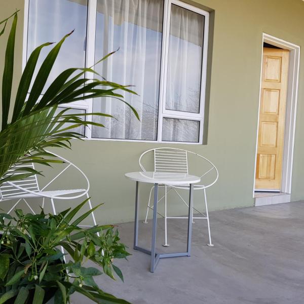 Entsabeni Cottage, จอง บ้านพักตากอากาศ Big Bend สวาซิแลนด์