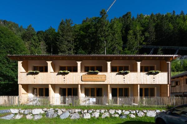 Hotel Gasthof Klause Dependance 2, จอง  Reutte ทิโรล
