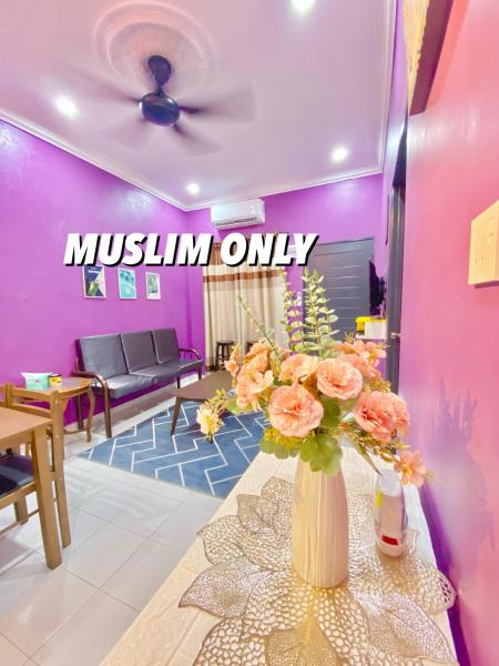 AISY HOMESTAY - Rumah 2 atau 3, จอง  Kampong Tanjong Karang Selangor