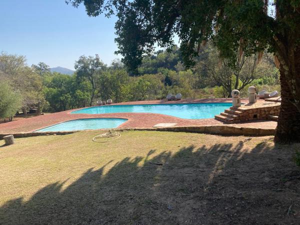 Amani Bush Escape, จอง  Buffelspoort North West