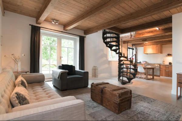 Beautiful House in The Middle of Nature, จอง  Abcoude Flevoland