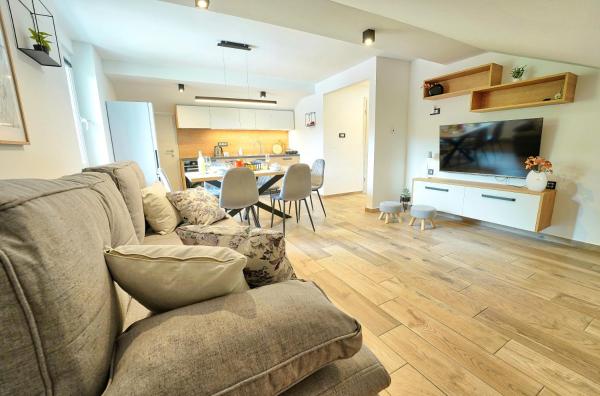 Apartments Lipa Plac, จอง อพาร์ทเมนท์ Postojna Notranjska (Inner Carniola)