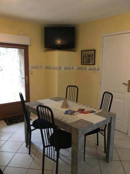 Épices au cœur du centre ville historique de Serignan, จอง  Sérignan Hérault