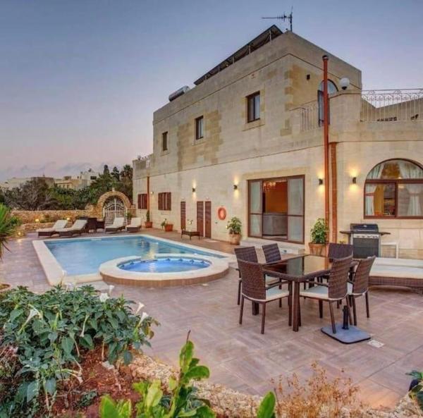 Country Views Villa Victoria, จอง วิลล่า Victoria Gozo