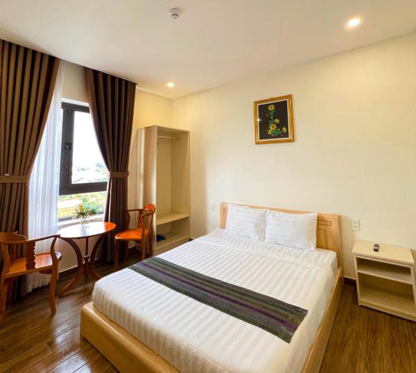 Villa Phong Vân, จอง  Trai Mat Lam Dong