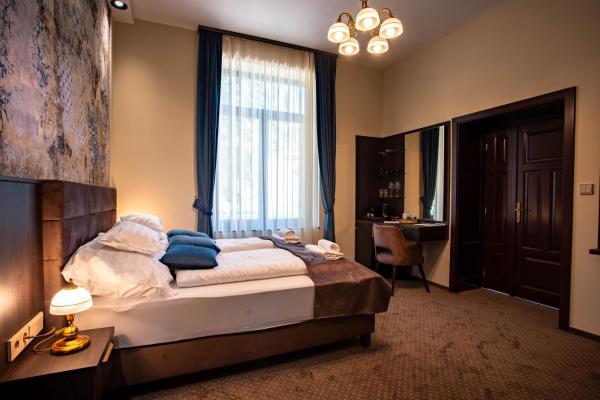 Vöröskő Villa- ALELNÖKI szauna és jakuzzi használattal, จอง  Balatonalmádi Veszprem