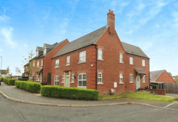 Cosy B & B, จอง  Hugglescote Leicestershire