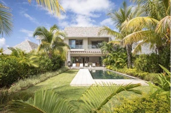 Beautiful Villa With Pool in Anahita Resort, จอง  Beau Champ มอริเชียส