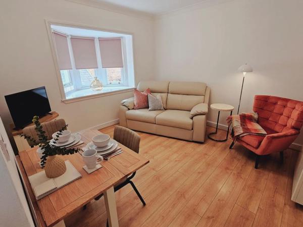 Tettenhall Cosy Apartment - Sleeps 4, จอง  Tettenhall West Midlands