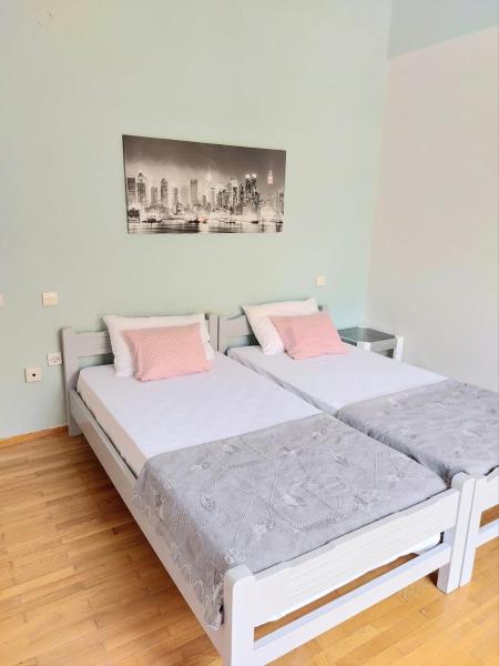 Φωτεινό δίκλινο δωμάτιο με θέα, จอง  โรงแรมราคาประหยัดใน Attica