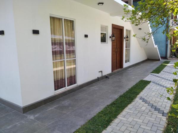 GOLDEN VILLA, จอง วิลล่า Ambalangoda Galle District