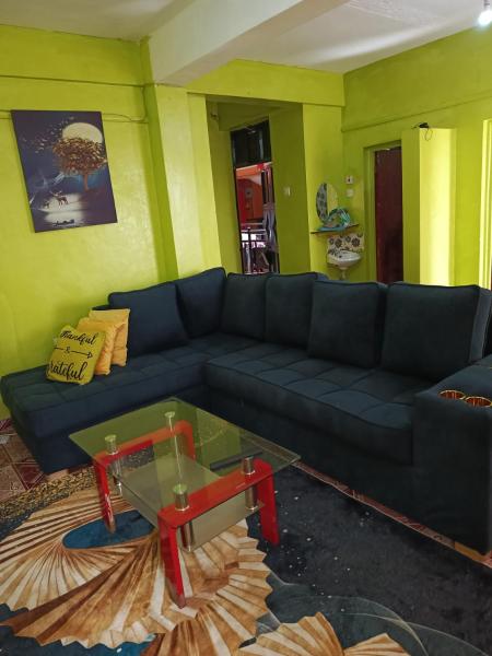 Chaka Place, จอง  Kiganjo Nyeri