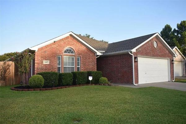 UniQ Farmhouse, จอง  Grand Prairie Dallas - Fort Worth Metropolitan Area