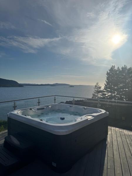 The Pulpit Rock Villa with sea view & jakuzzi, จอง  Strand Rogaland