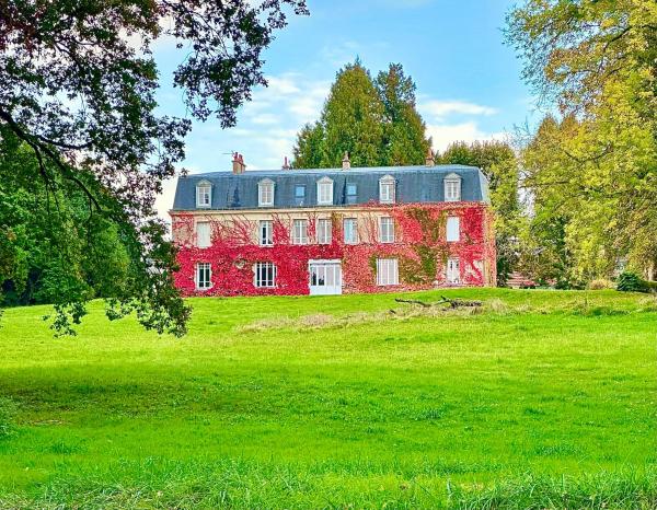 Château de Belleaucourt, จอง  คูลอมเมส์-ลา-มองตาญ Champagne - Ardenne
