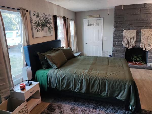 TRANQUIL OASIS - Private Rooms -Near Downtown Indianapolis, จอง  Indianapolis อินดีแอนา