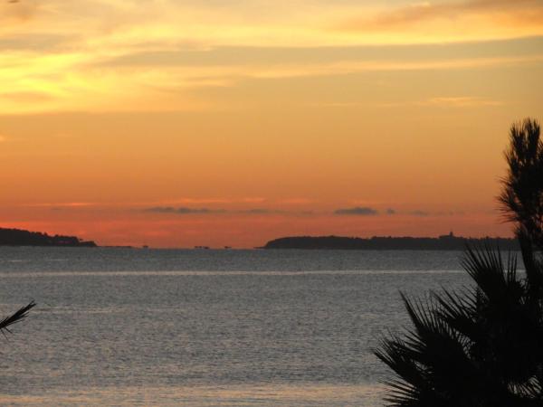 Cannes Terrace Beach Front & Sea view, จอง อพาร์ทเมนท์ คานส์ Alpes-Maritimes