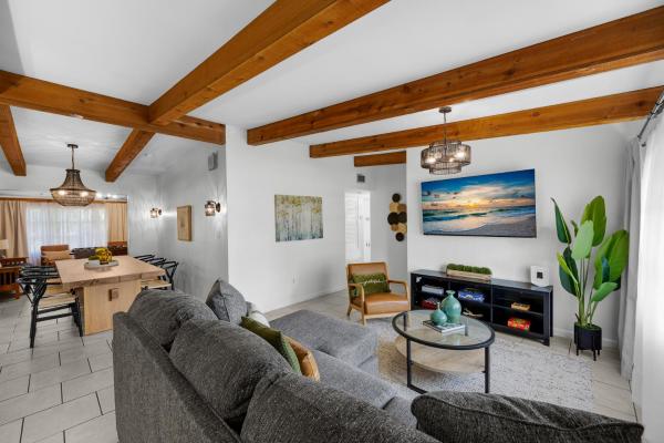 Cozy Home Close to UF, Shands & Everything in GNV, จอง  เกนส์วิลล์ ฟลอริดา