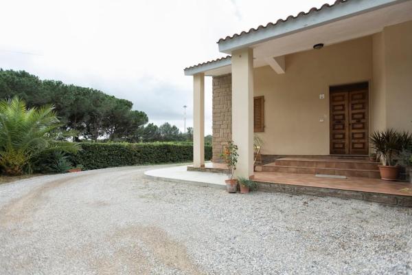 Bellissima villetta in campagna, จอง  Alghero airport แคว้นปกครองตนเองซาร์ดิเนีย