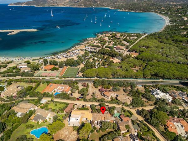 Villa Cristina bella villa vista mare e porto turistico Loc Notteri Villasimiuss, จอง วิลล่า Notteri แคว้นปกครองตนเองซาร์ดิเนีย