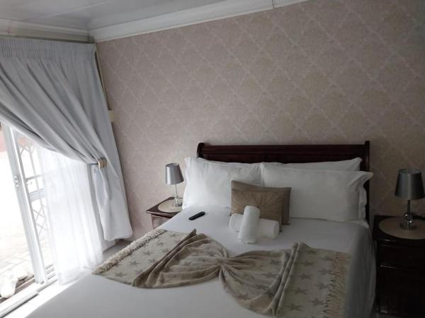 Liyoli Guesthouse, จอง  Mthatha Eastern Cape