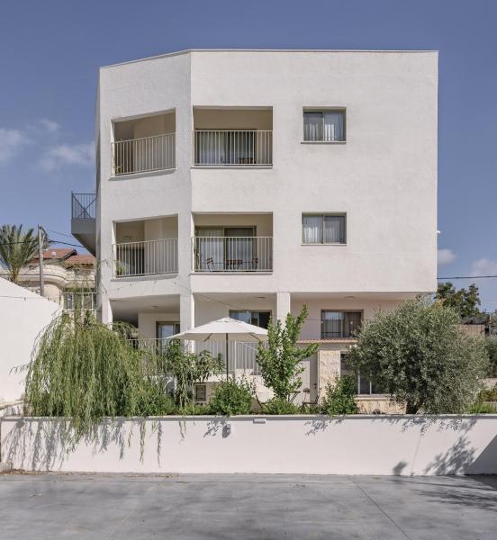 Dar Dalya, จอง  Dāliyat el Karmil North District Israel