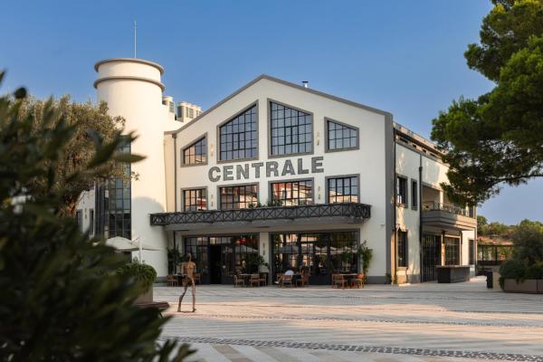 Centrale Lustica Bay by Angsana, จอง โรงแรม Radovici Luštica, ใกล้กับ Almara Beach