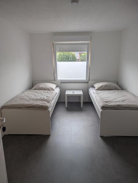 Monteurzimmer A Simon Haus 87, จอง  Jülich รัฐนอร์ทไรน์-เว็สท์ฟาเลิน