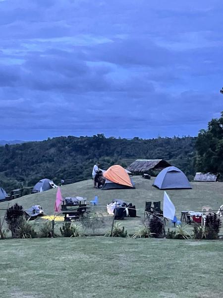 Johanna's Farm and Camping Ground, จอง  Inabanga โบโฮล