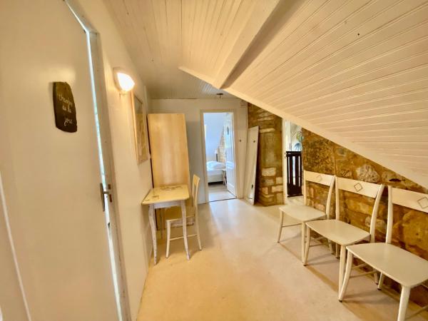 Oasis des Ages, จอง  ชาร์ทริเยร์-แฟรีแยร์ Limousin