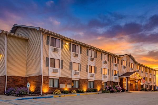 Capital O Amerihost Inn and Suites Kingdom City Hwy 54 MO, จอง  Kingdom City มิสซูรี