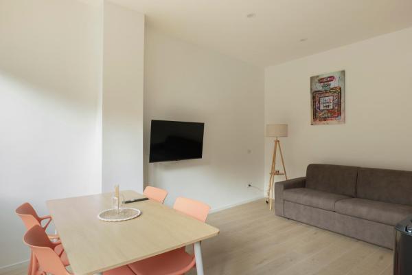 Eur Guest House, จอง เกสท์เฮาส์ เอียร์ โรม
