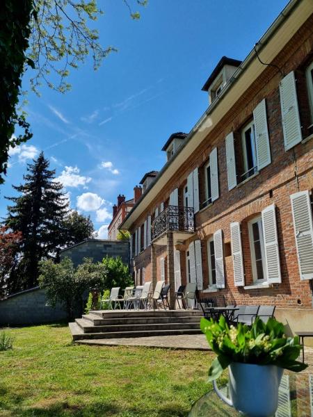 Merlin Cottage, จอง  Montereau-Fault-Yonne Ile de France