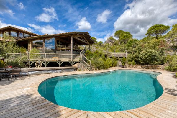 Villa dans Site Exceptionnel, จอง  Moureze Hérault